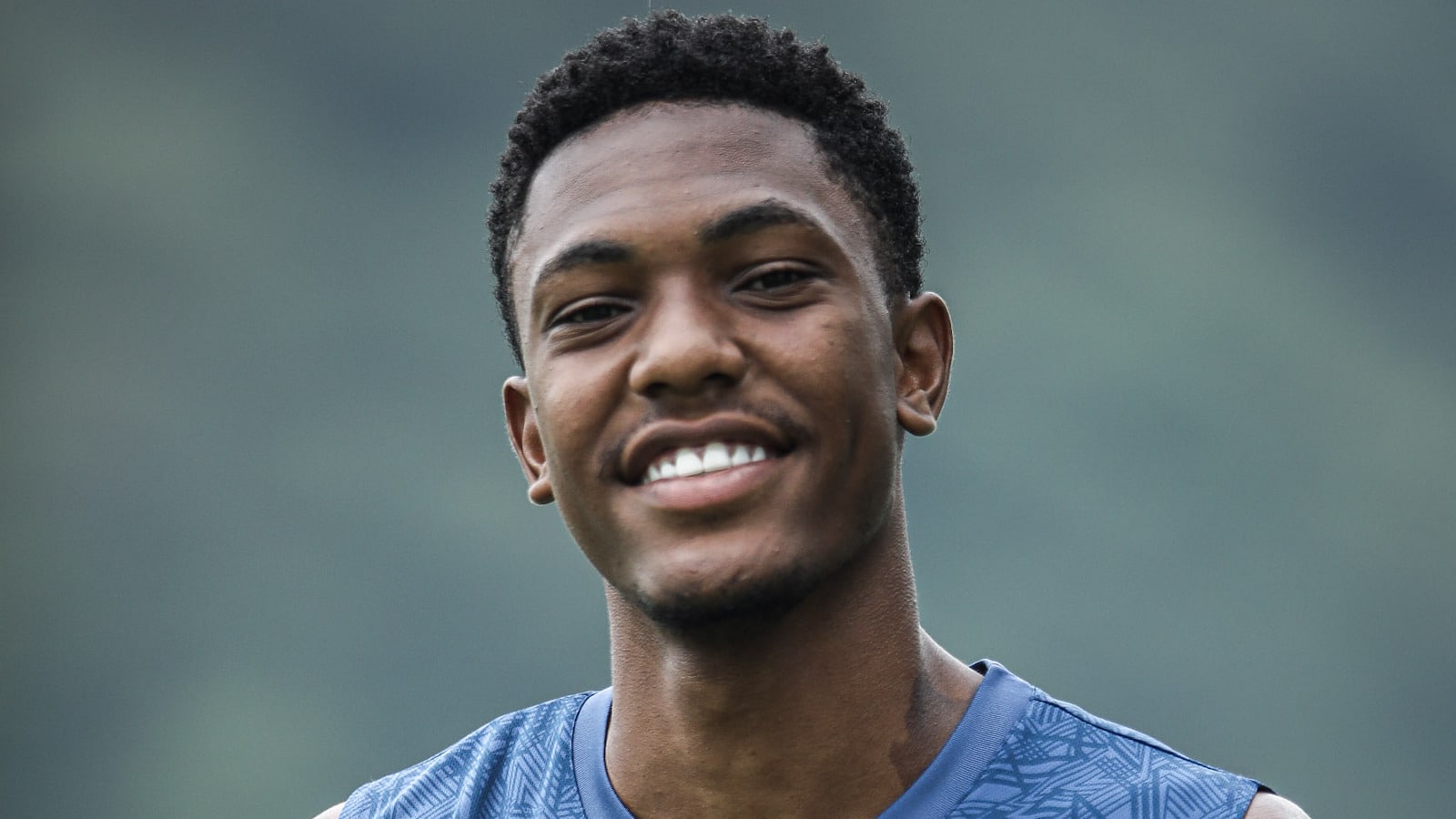 Por que Luis&atilde;o &eacute; a melhor op&ccedil;&atilde;o para substituir Jo&atilde;o Basso na zaga do Santos