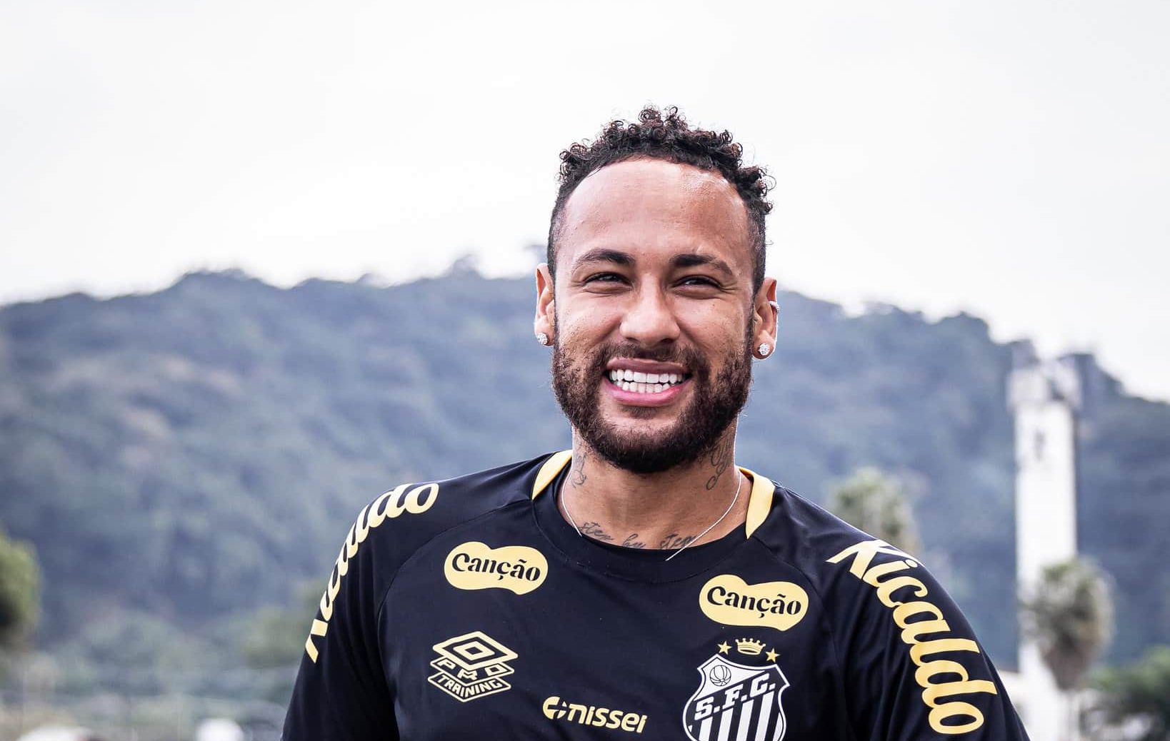 O que o Santos busca com amistoso contra a Desportiva Ferrovi&aacute;ria?