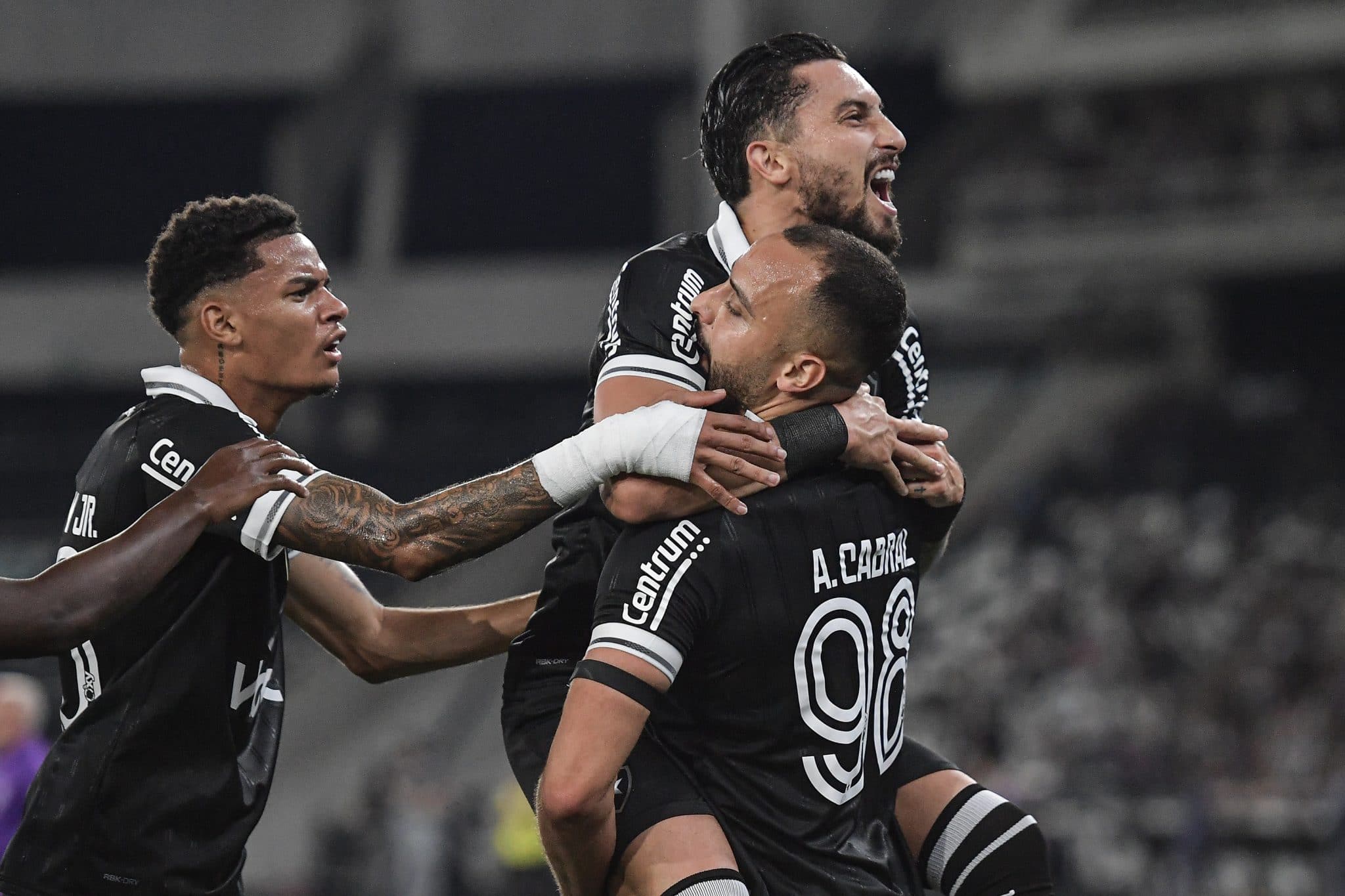 Arthur Cabral Botafogo Corinthians