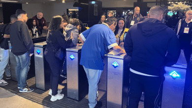Mesmo com susto de in&iacute;cio, Corinthians tem saldo positivo na estreia da biometria facial