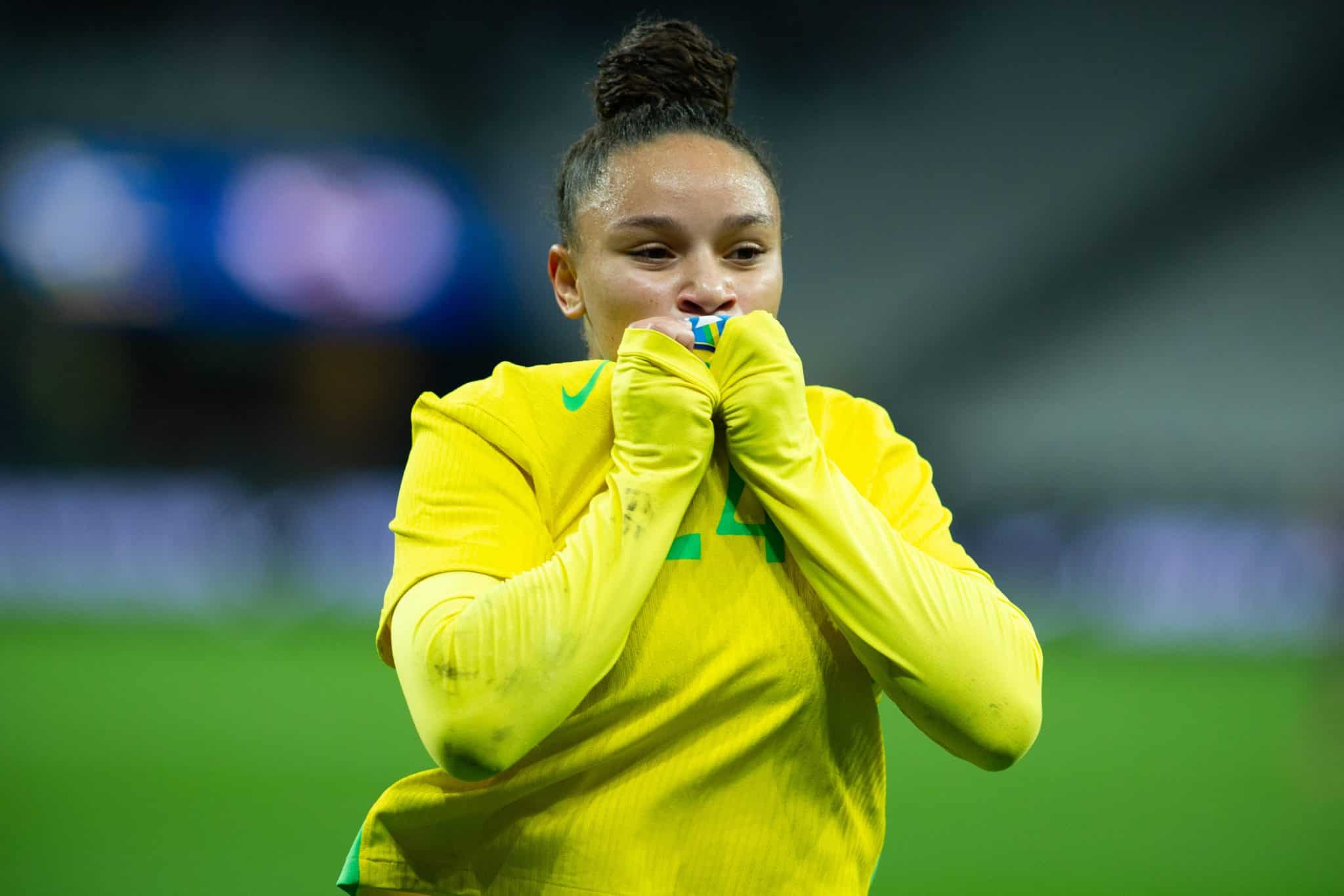 Cria do S&atilde;o Paulo e elogios de Marta: Dudinha ser&aacute; mais uma brasileira na NWSL