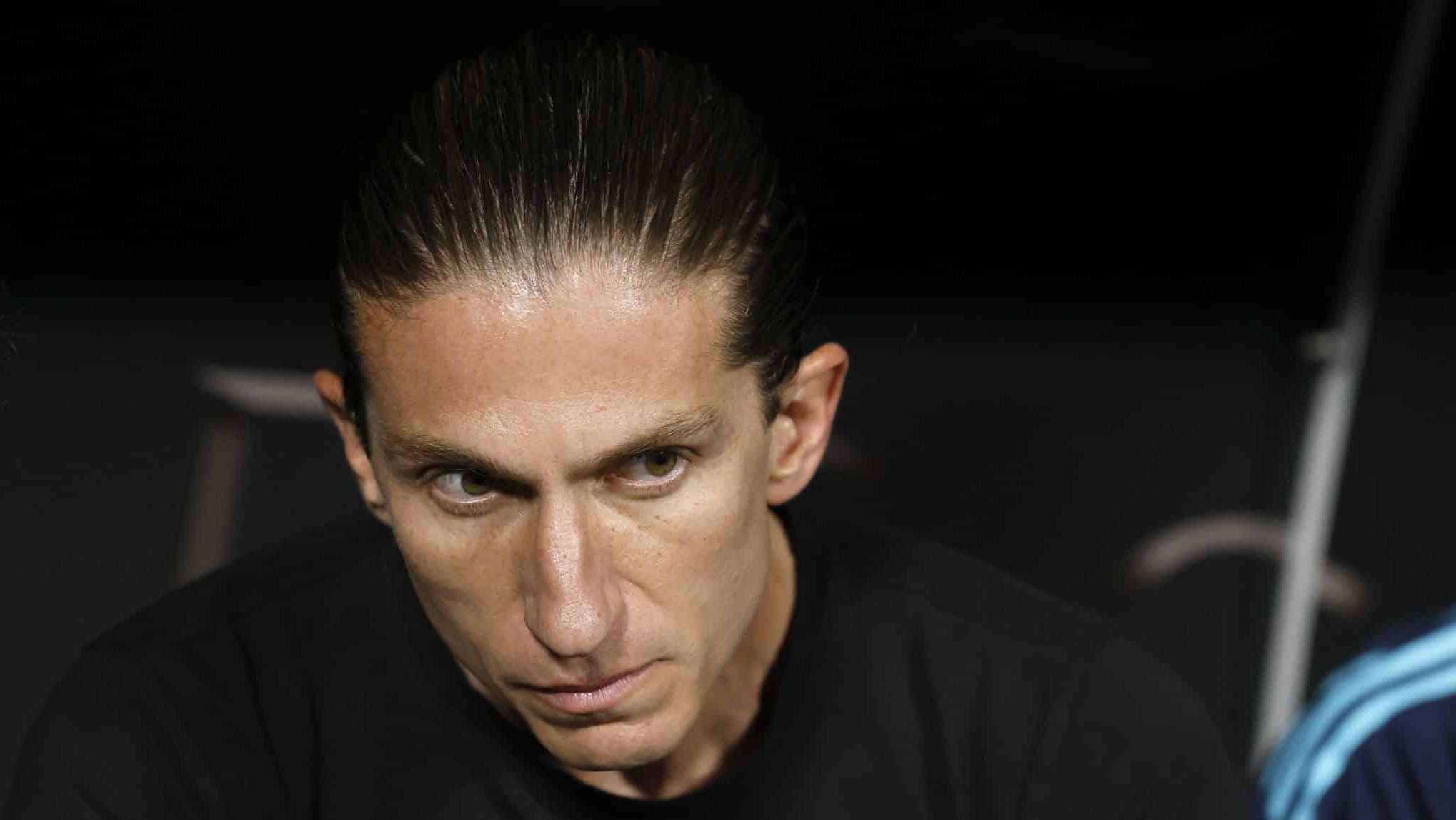 &lsquo;Beirou ao rid&iacute;culo&rsquo;: Filipe Lu&iacute;s detona Pedro e explica situa&ccedil;&atilde;o do atacante no Flamengo