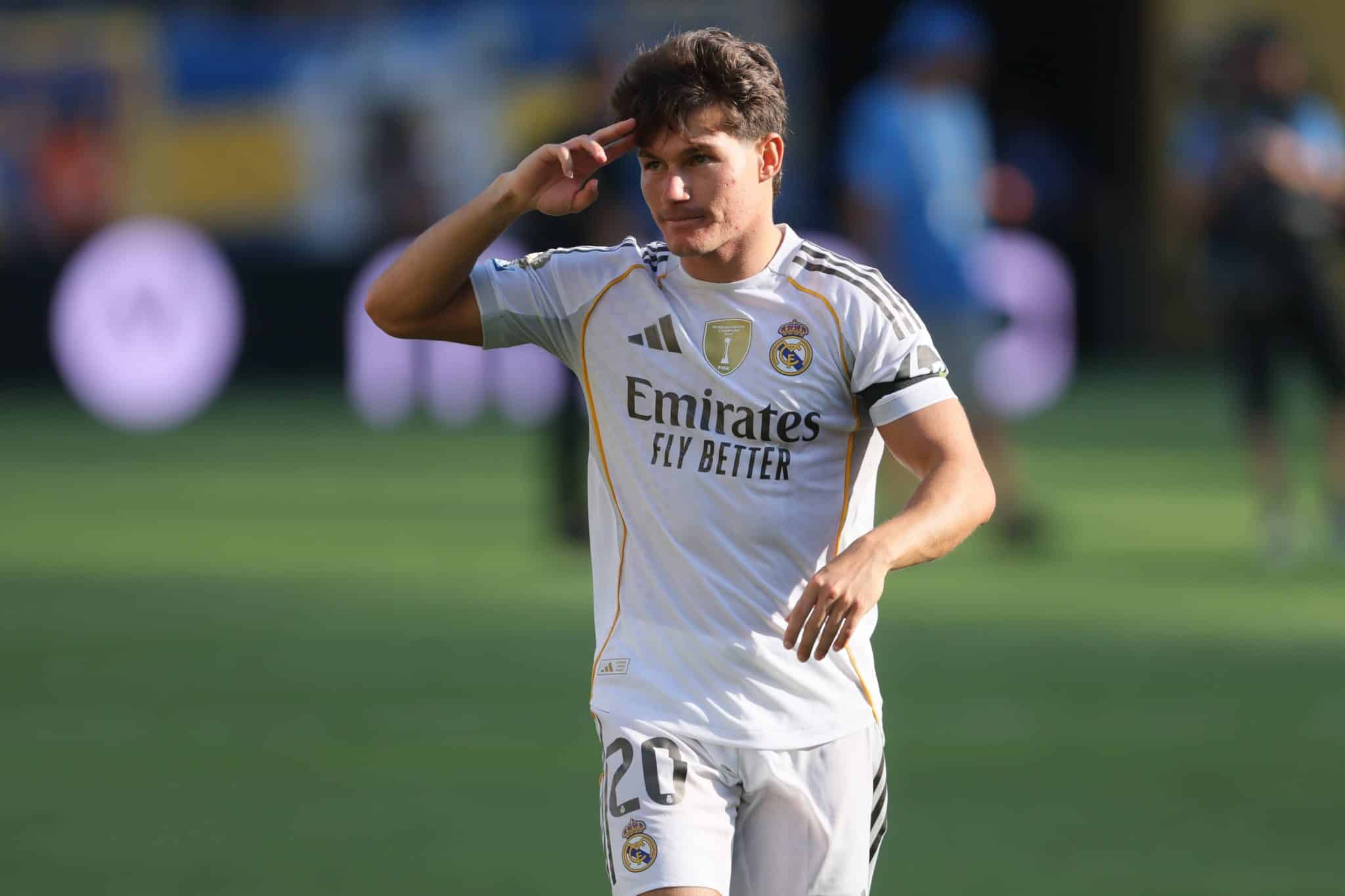 Fran Garc&iacute;a celebra gol pelo Real Madrid