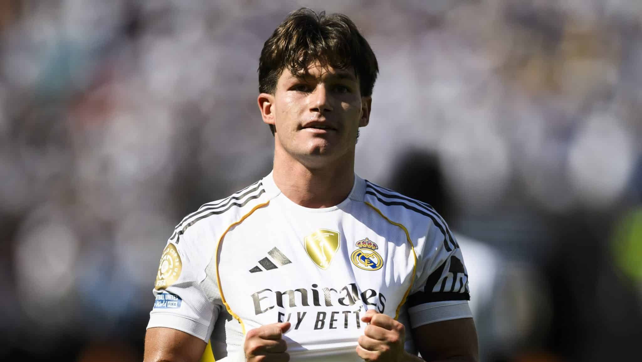 Fran Garc&iacute;a comemora gol do Real Madrid