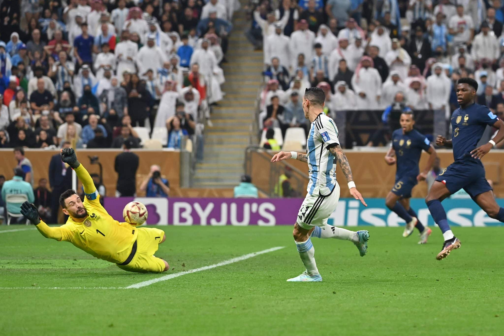 Di Maria enfrenta Lloris na final da Copa do Mundo de 2022