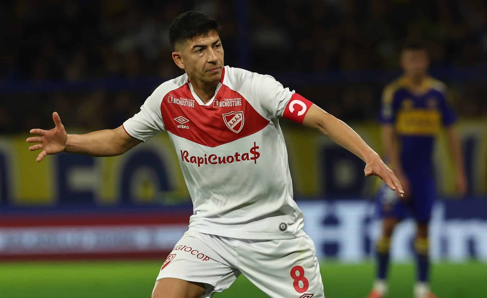 Internacional dribla problemas financeiros e conta com ajuda do Boca para ter novo refor&ccedil;o