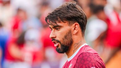 &Agrave;s v&eacute;speras de senten&ccedil;a, Paquet&aacute; entra em campo, mas n&atilde;o evita vit&oacute;ria do United de Cunha