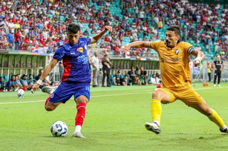 Artilheiro confirma fim da seca, mas Bahia sai frustrado em mais uma noite de Copa