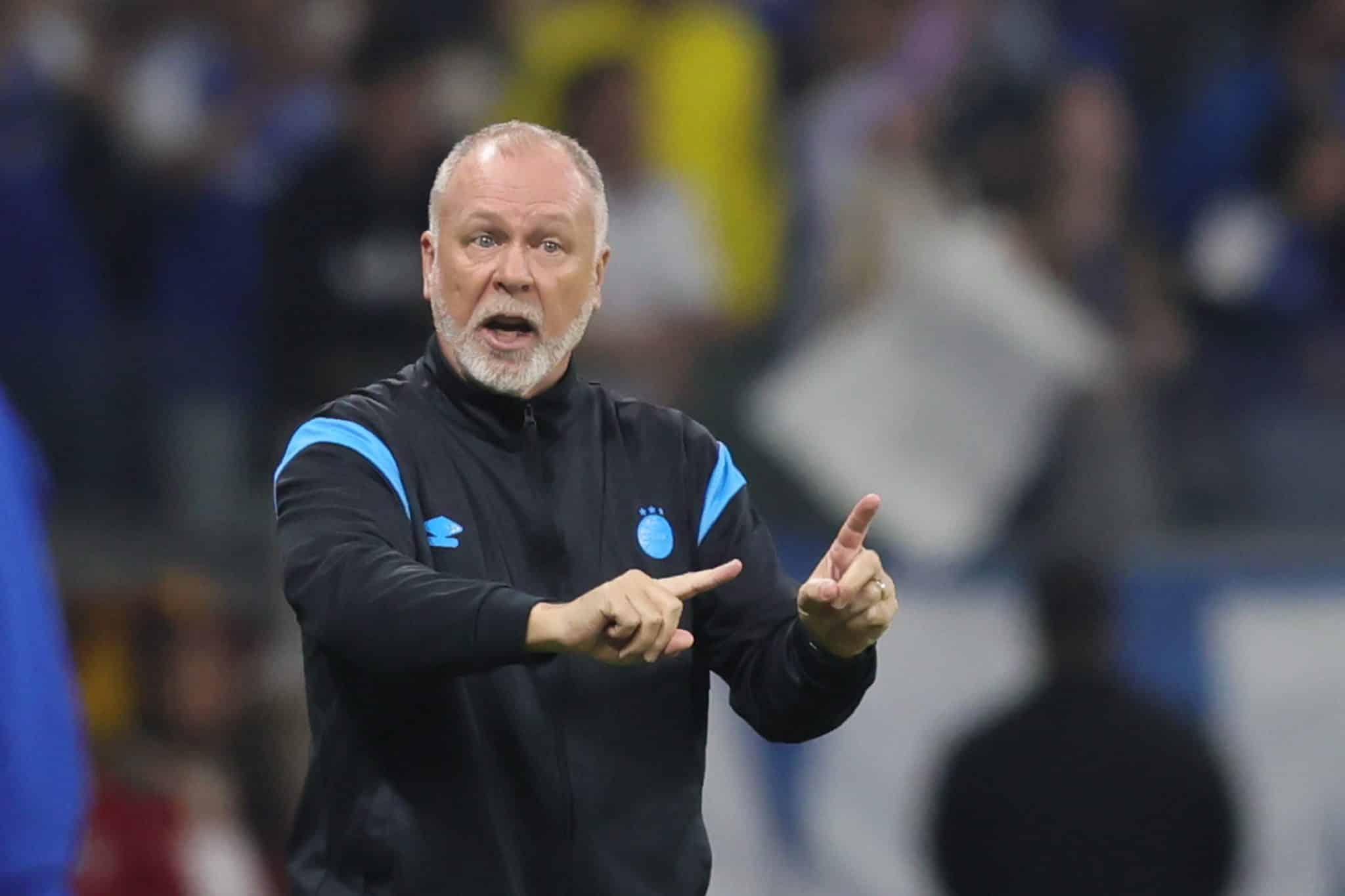 Mano Menezes, t&eacute;cnico do Gr&ecirc;mio