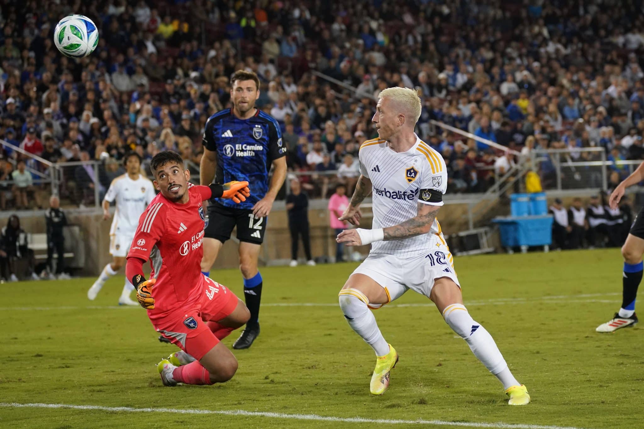 Marco Reus em a&ccedil;&atilde;o pelo Los Angeles Galaxy (Foto: Imago)