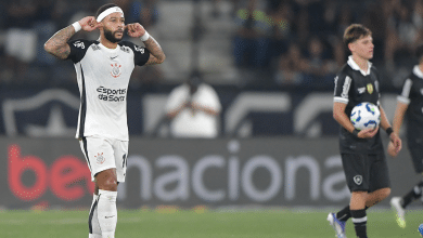 Desabafo silencioso de Memphis &eacute; resposta a processo de fritura dentro e fora do Corinthians