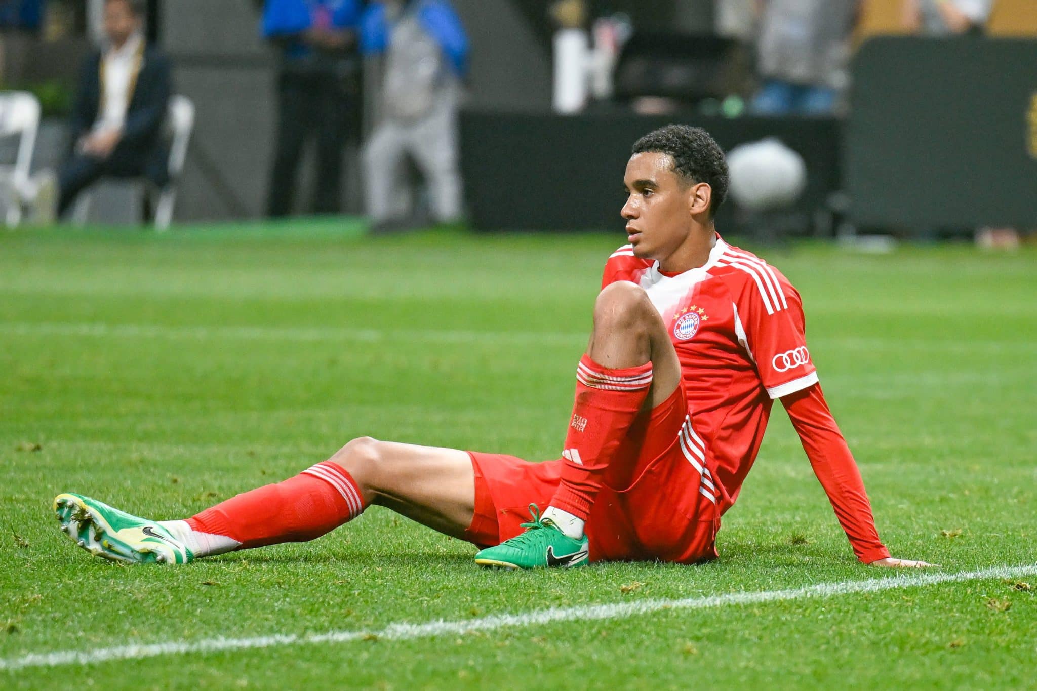 Bayern pode dar chap&eacute;u no Barcelona por astro do Liverpool ap&oacute;s les&atilde;o de Musiala