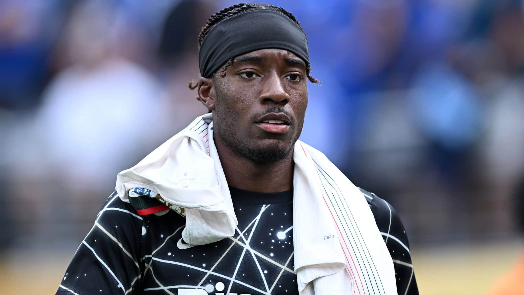 Noni Madueke est&aacute; prestes a trocar o Chelsea pelo Arsenal Foto: (Imago)