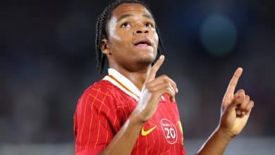 &lsquo;Ele &eacute; o agora&rsquo;: Quem &eacute; a joia do Liverpool que chamou aten&ccedil;&atilde;o da m&iacute;dia inglesa?