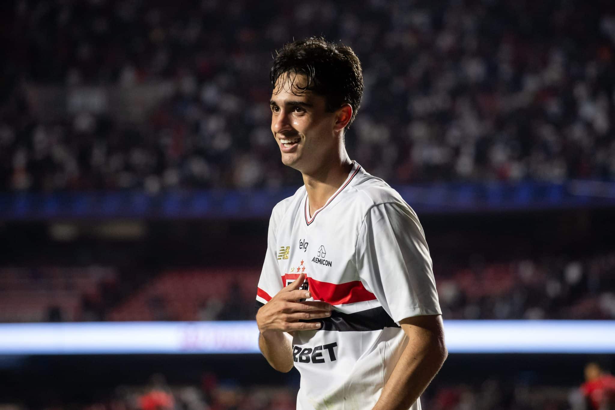 Os 2 fatores que explicam crescimento de Rodriguinho com Crespo no S&atilde;o Paulo