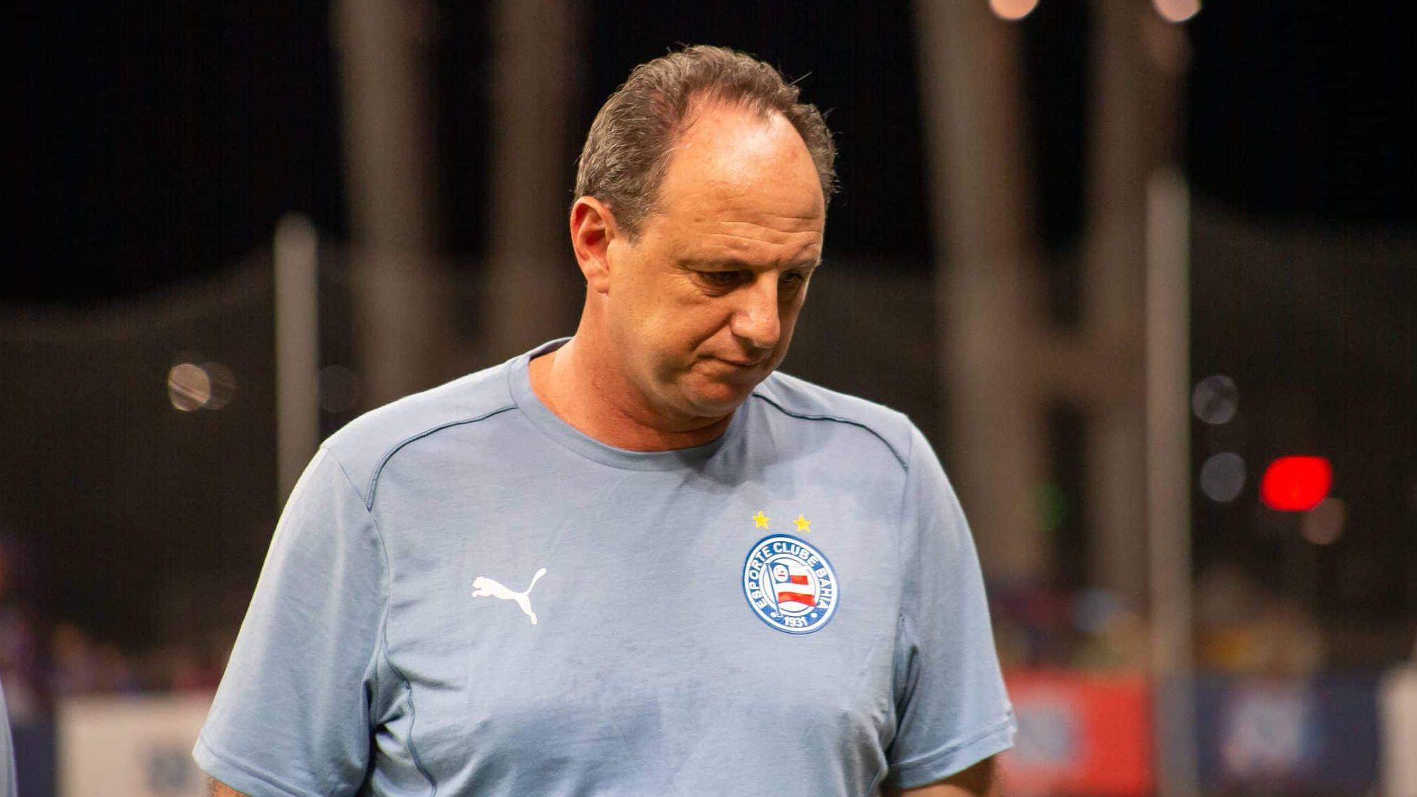 Ceni aposta alto, Bahia n&atilde;o responde em campo e se complica na Sul-Americana