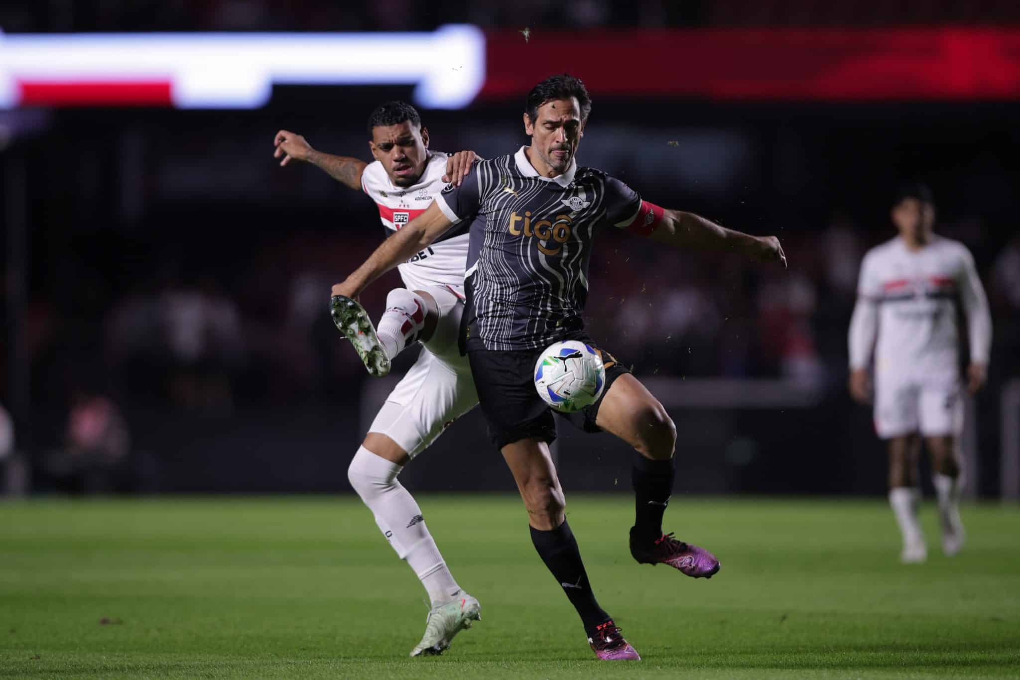 Zagueiro Ruan deixou o S&atilde;o Paulo e retornou ao Sassuolo