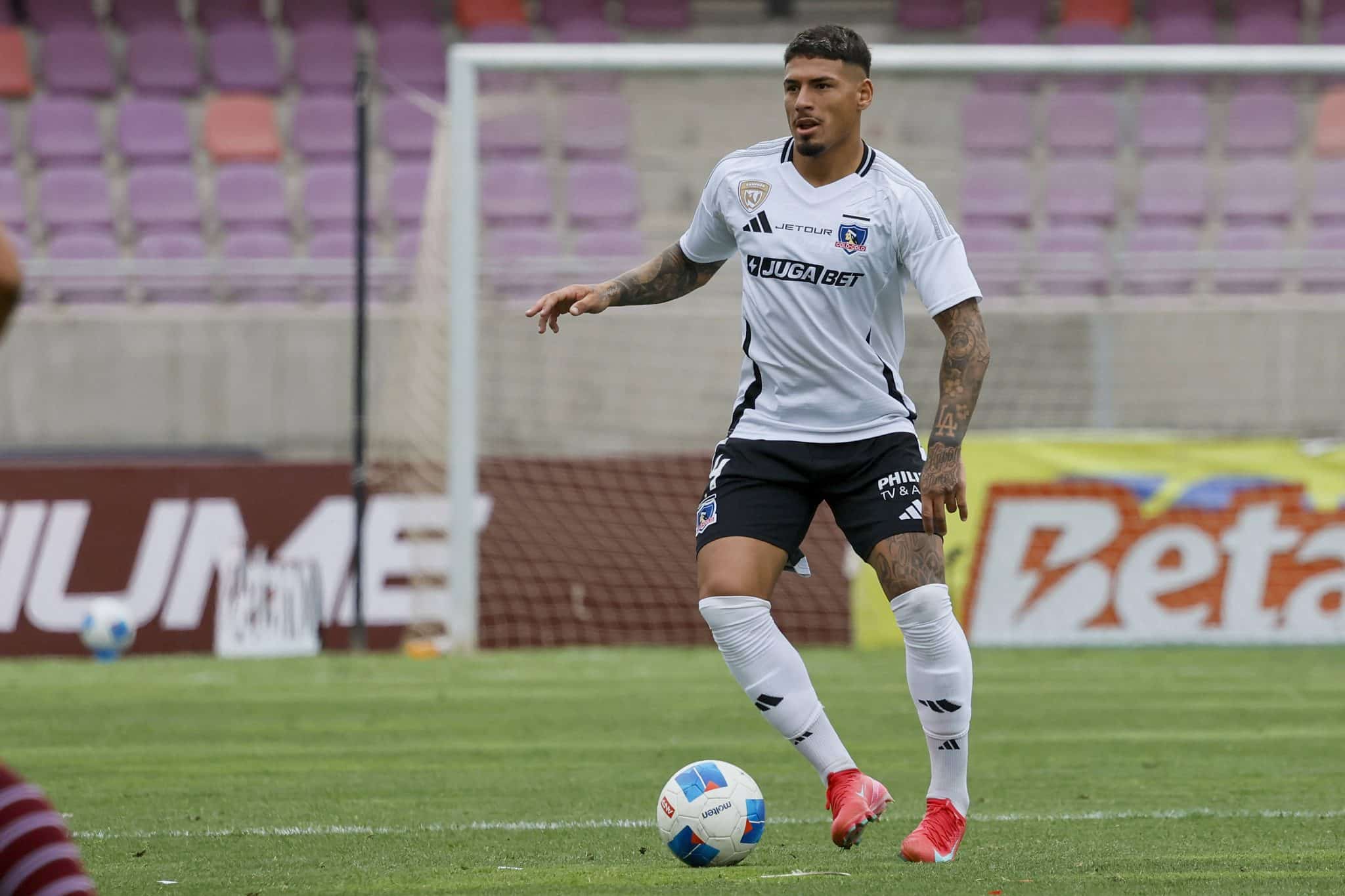 Sald&iacute;via pelo Colo Colo Foto: (Imago)