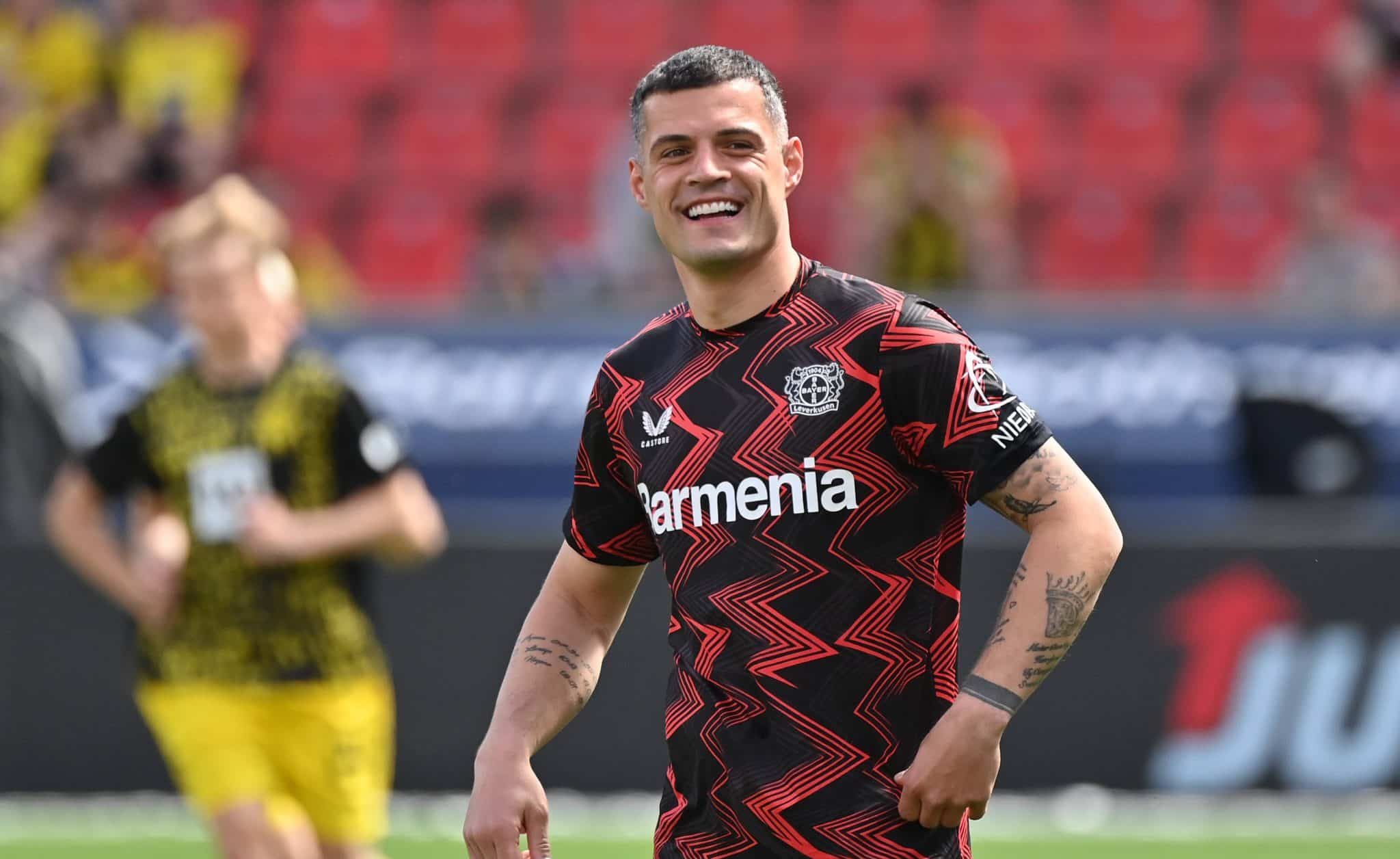 Ex-Arsenal, Xhaka surpreende o Leverkusen, pede para sair e negocia volta &agrave; Premier League