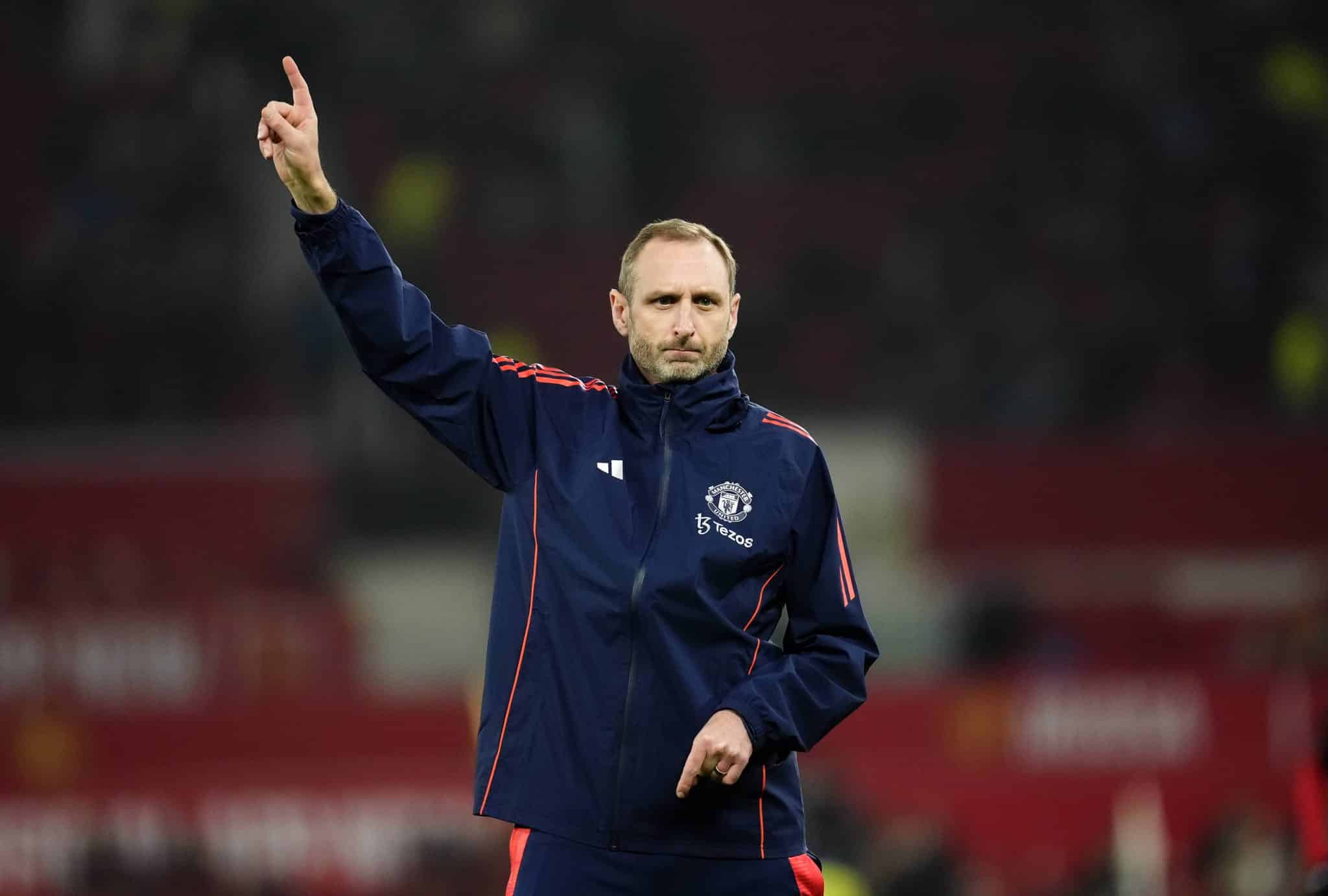 O t&eacute;cnico de bolas paradas Andreas Georgson em 2024, quando estava no Manchester United