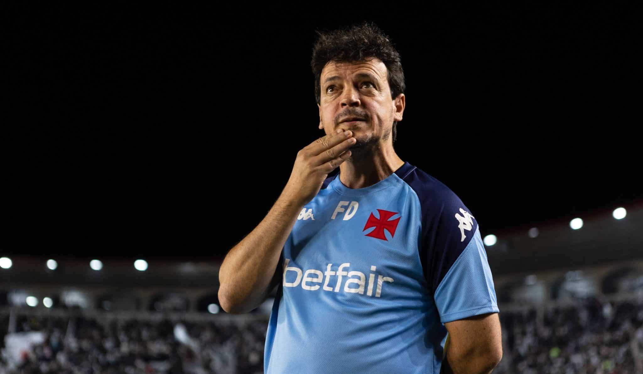 Fernando Diniz em jogo do Vasco