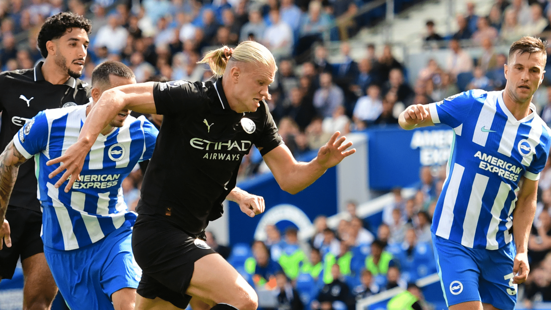 Brighton &lsquo;estraga&rsquo; jogo hist&oacute;rico para Haaland e City amarga mais uma derrota