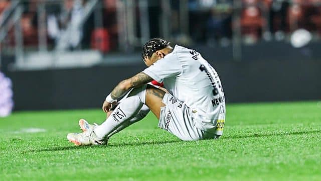 Mist&eacute;rio sobre situa&ccedil;&atilde;o de Neymar prova que Santos n&atilde;o aprendeu nada com pol&ecirc;mica em mar&ccedil;o