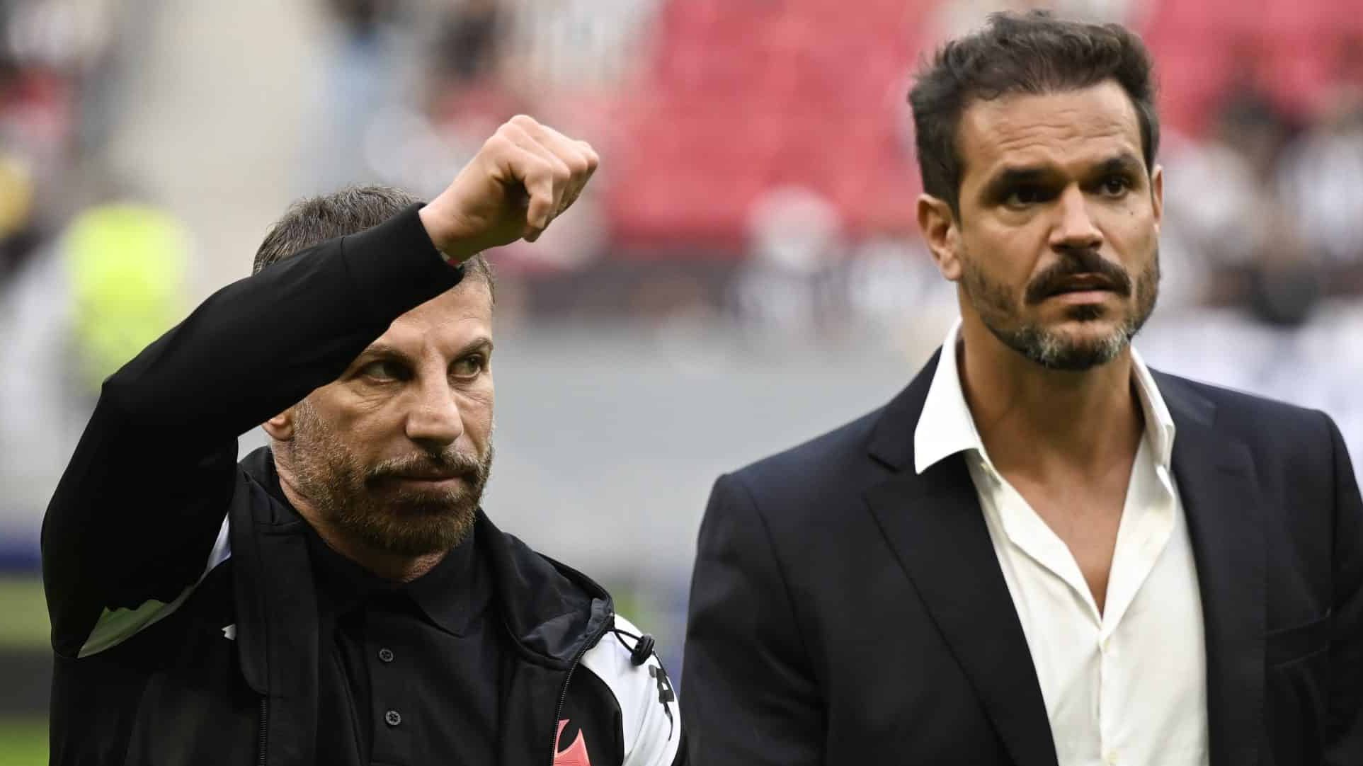 Vasco acumula negativas na busca por zagueiro e retoma interesse por antigo alvo