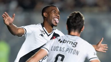 Vasco avan&ccedil;a na Copa do Brasil e mostra que &eacute; melhor sem depend&ecirc;ncia de Vegetti