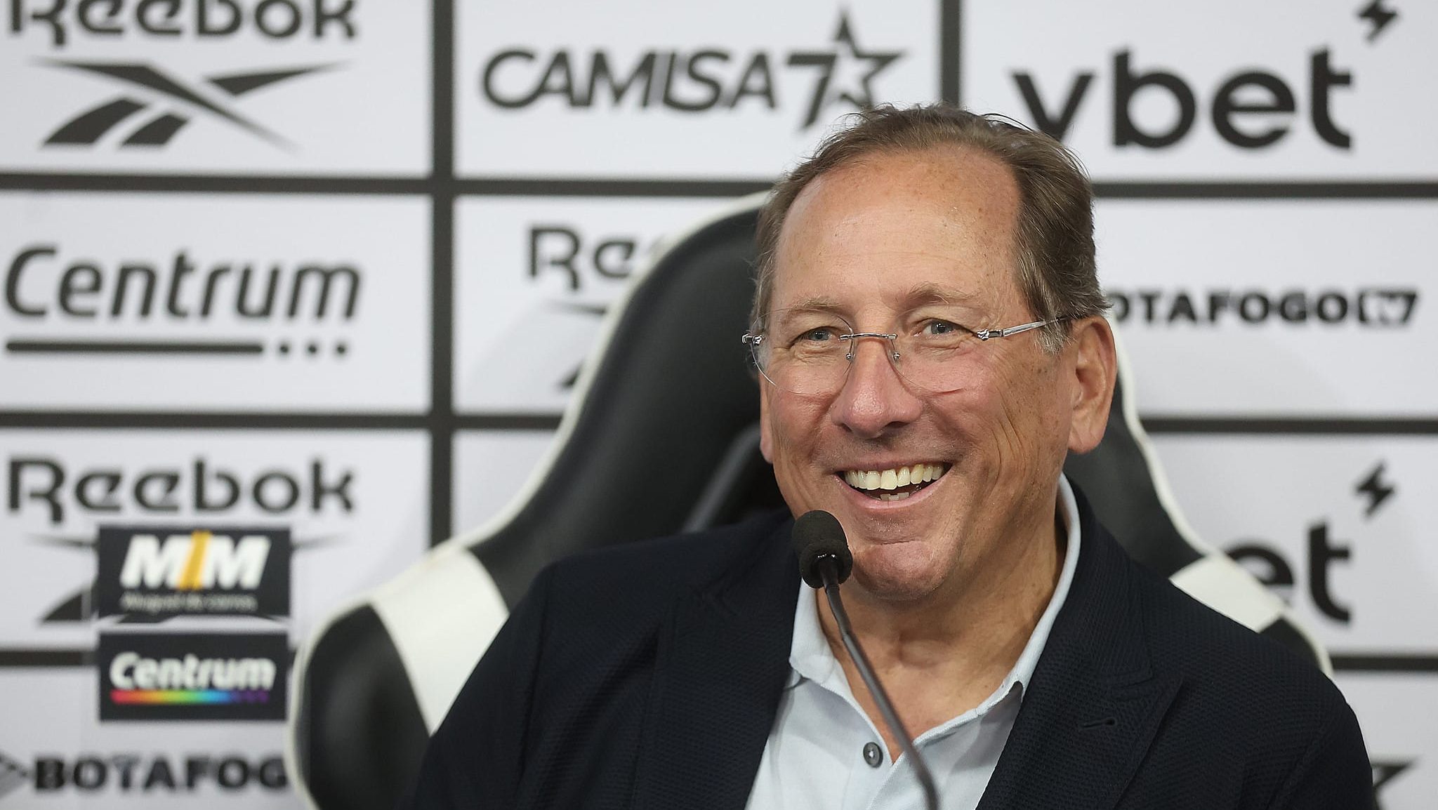 Sa&iacute;da de titular e poucos jogadores com 100 partidas refor&ccedil;am rotatividade no Botafogo