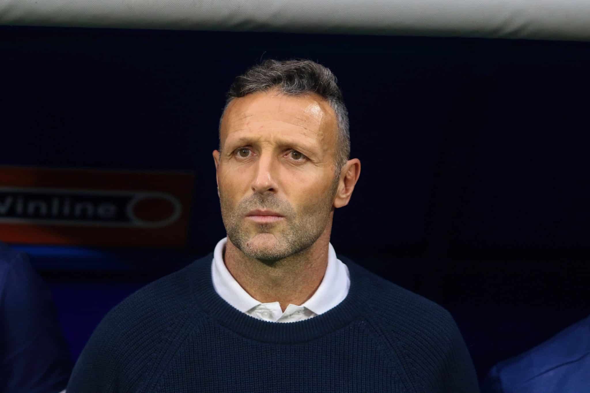 T&eacute;cnico advers&aacute;rio do Galo na Sul-Americana teve estreia tardia e curiosa no futebol