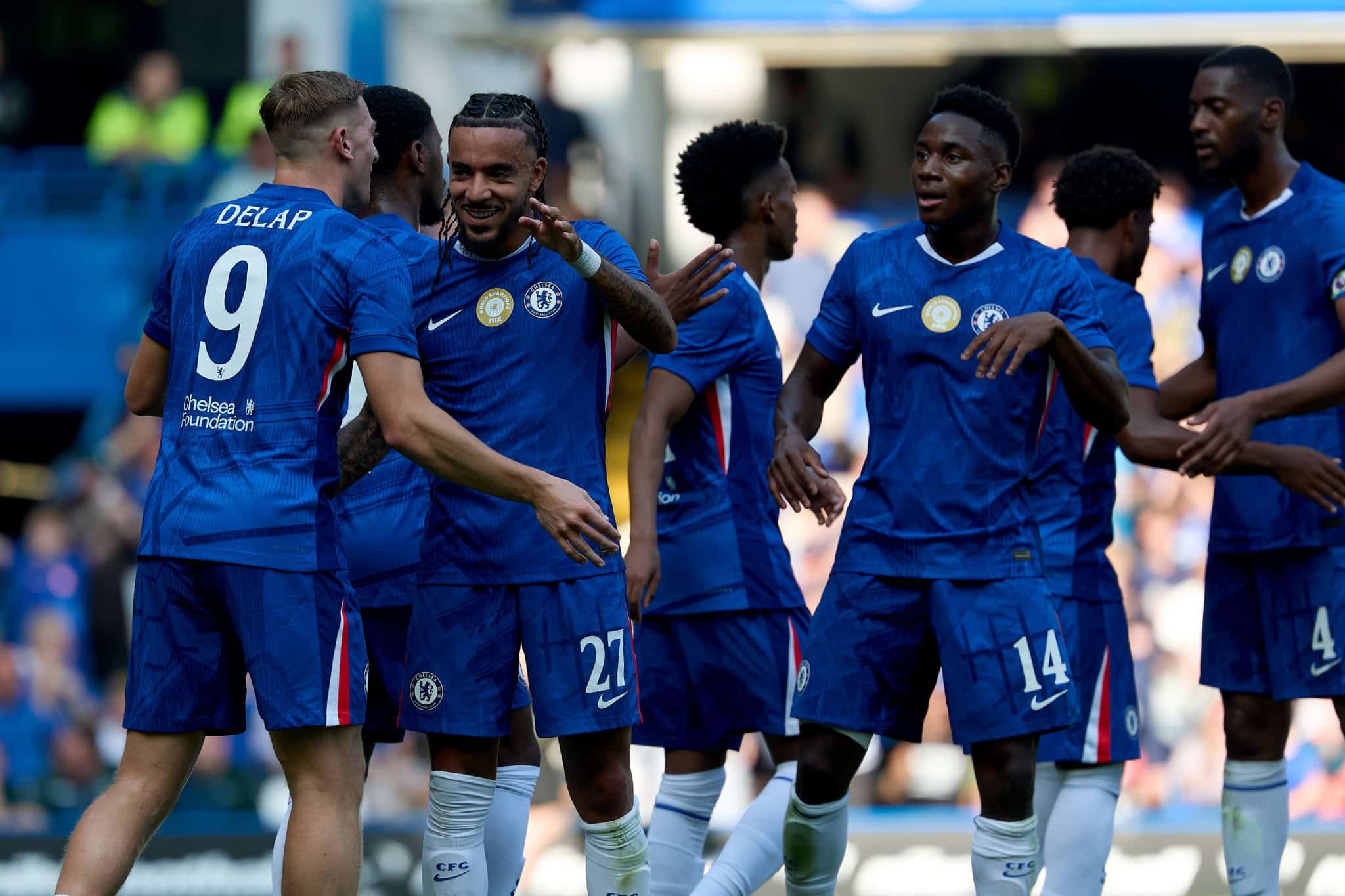 Por que o Chelsea &eacute; o &uacute;nico clube da Premier League sem patroc&iacute;nio m&aacute;ster?