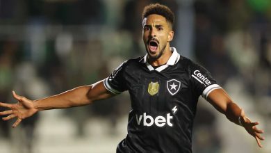 Estreante espanhol decide e Botafogo acaba com &lsquo;maldi&ccedil;&otilde;es&rsquo; diante do Juventude