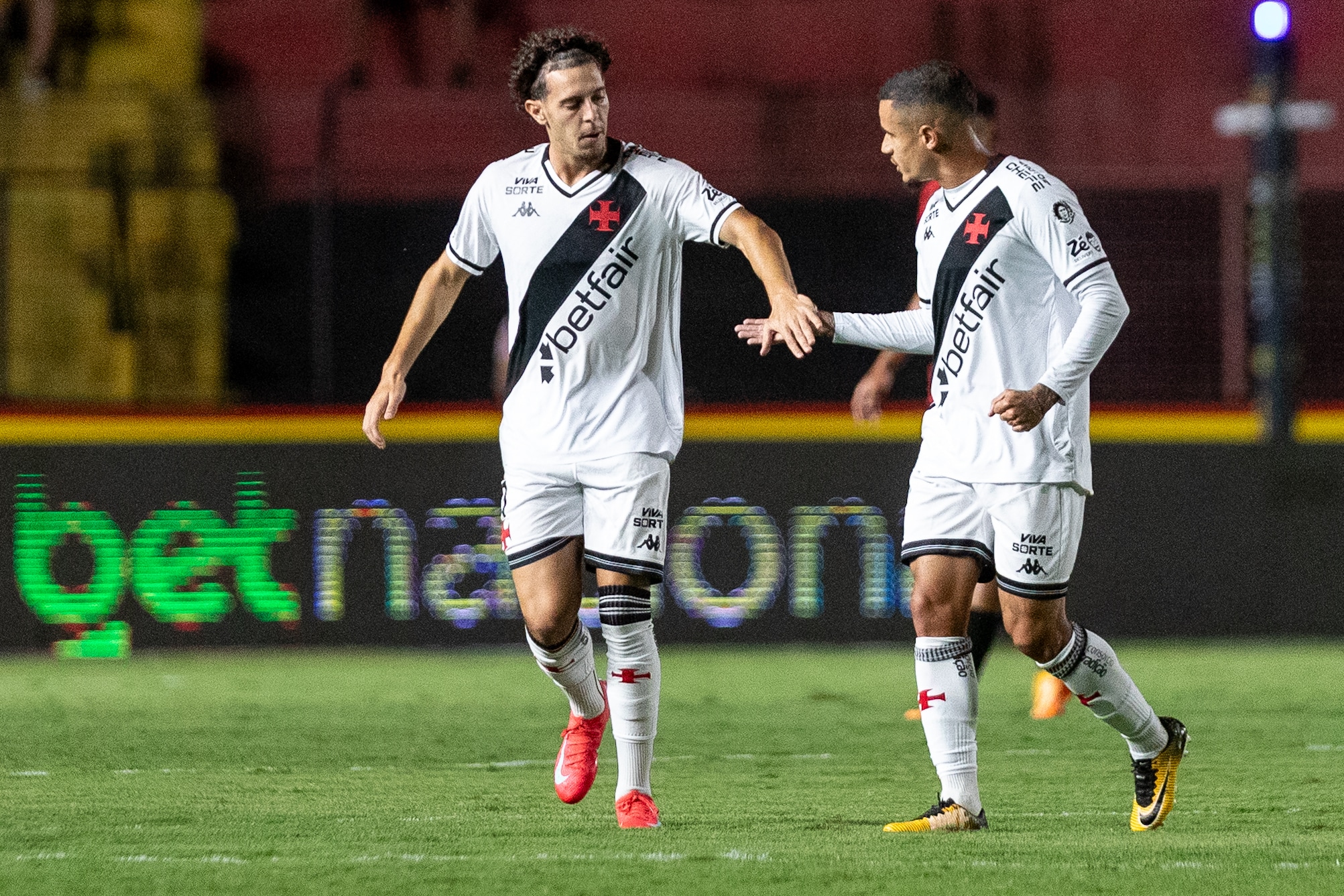 Coutinho vibra com Nuno Moreira