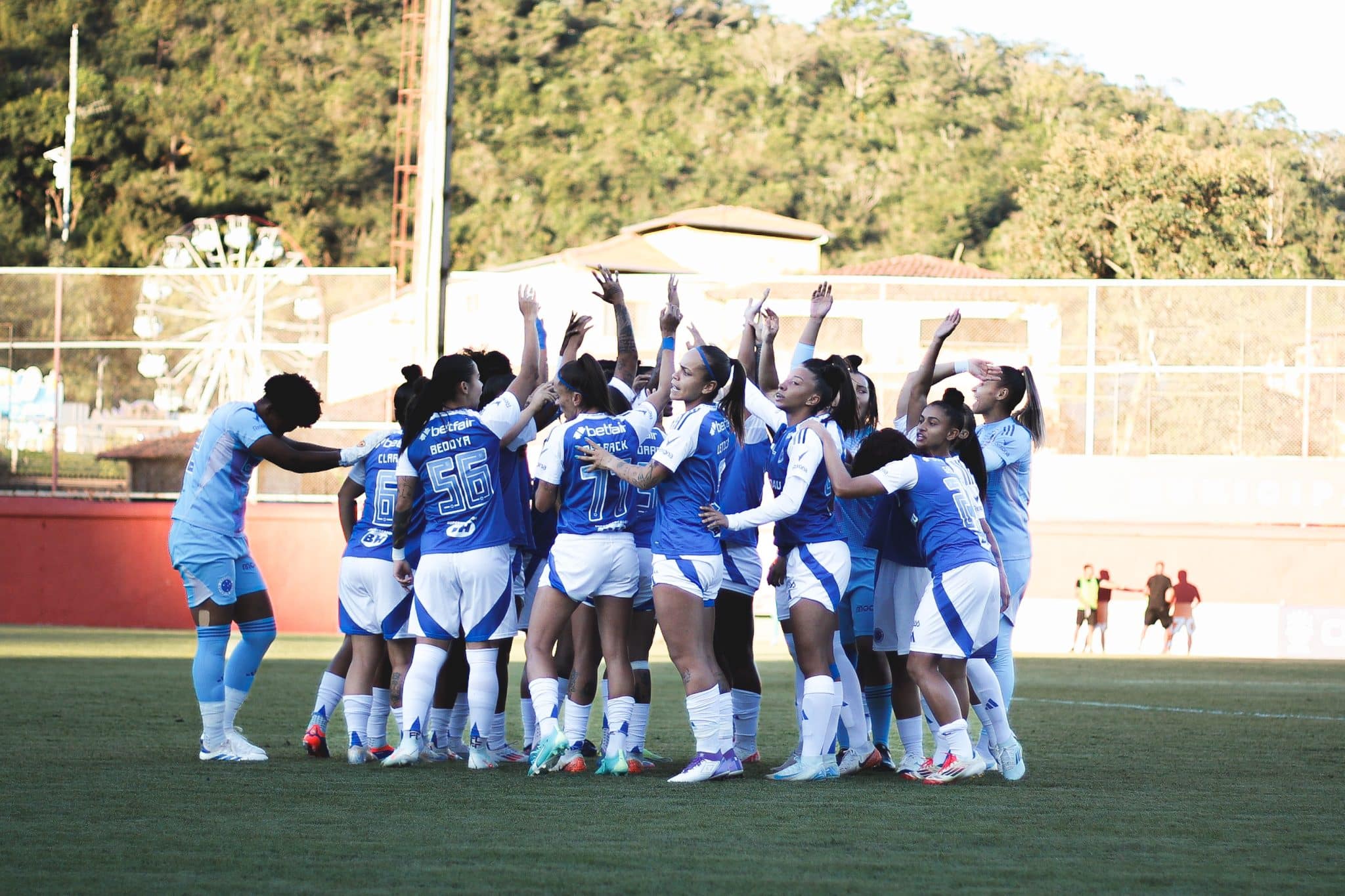 Investimento e trabalho a longo prazo: O que est&aacute; por tr&aacute;s do sucesso do Cruzeiro feminino