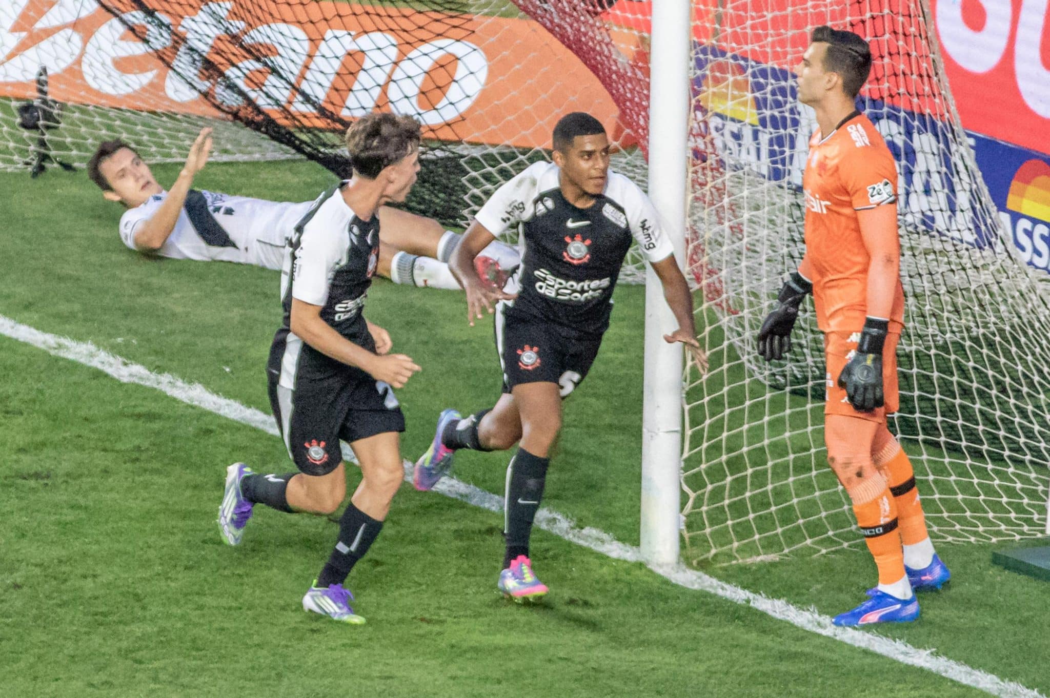 Gui Neg&atilde;o vit&oacute;ria Corinthians Vasco