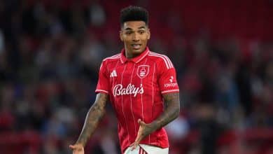 &lsquo;Muito preocupado&rsquo;: T&eacute;cnico faz alerta ao mercado do Forest ap&oacute;s contrata&ccedil;&otilde;es de brasileiros