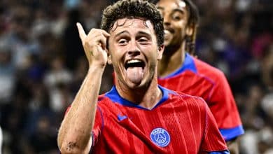 Bicicleta em dobro de Jo&atilde;o Neves e milagre de goleiro comandam mais uma goleada do PSG