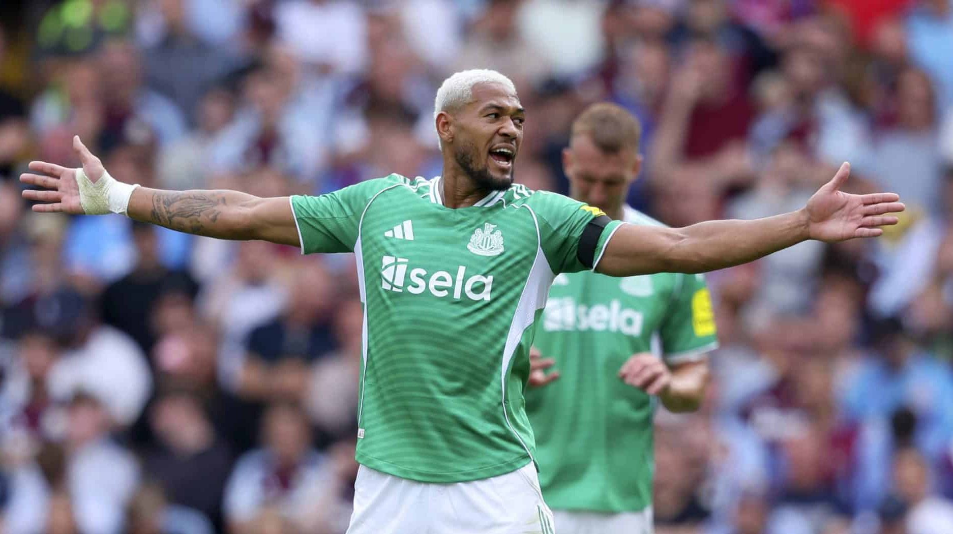 Joelinton em a&ccedil;&atilde;o pelo Newcastle