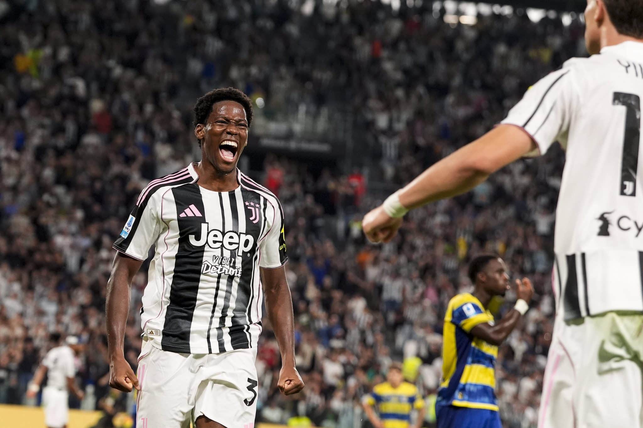 Show de centroavantes faz Juventus superar jogo apagado para vencer o Parma