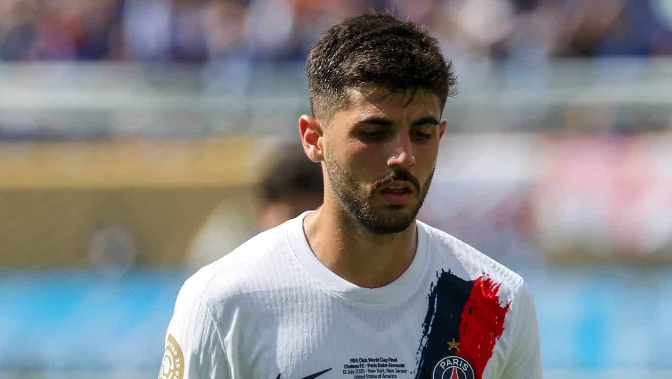Problema para Beraldo: PSG traz zagueiro e aumenta desmanche de sensa&ccedil;&atilde;o da Inglaterra