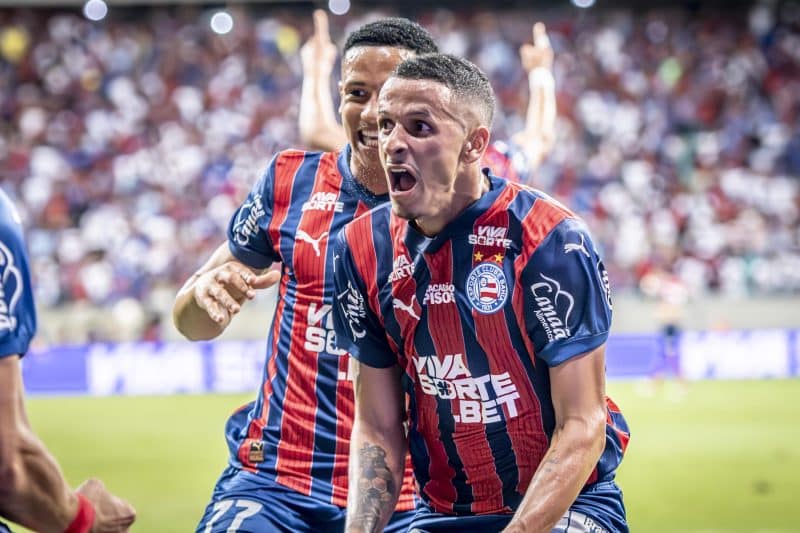 Em um lance, Juba mostra equívoco de Ancelotti e coloca Bahia na frente do Fluminense