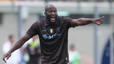 Napoli planeja chap&eacute;u no Milan para tirar atacante do Manchester United ap&oacute;s les&atilde;o de Lukaku