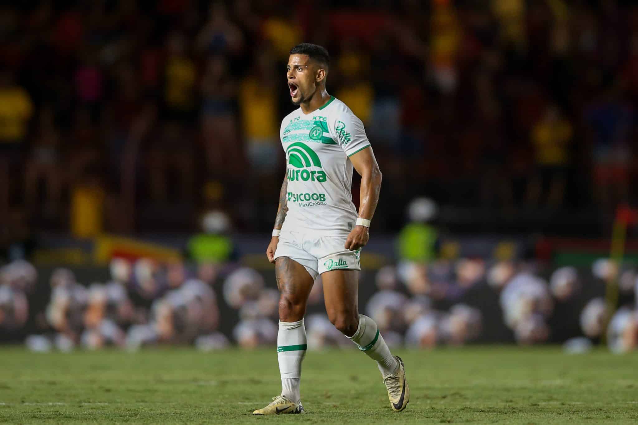 Ma&iacute;lton &eacute; o novo refor&ccedil;o do S&atilde;o Paulo