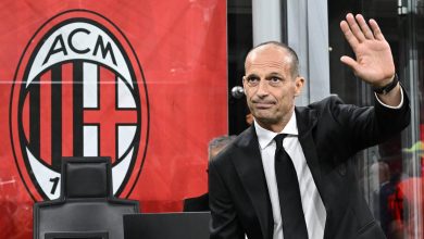 Centroavante &eacute; recusado ap&oacute;s quatro exames f&iacute;sicos e Milan insiste em antigo sonho de Allegri