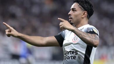 Corinthians abre semana decisiva pr&oacute;ximo de renova&ccedil;&atilde;o com Matheus Bidu