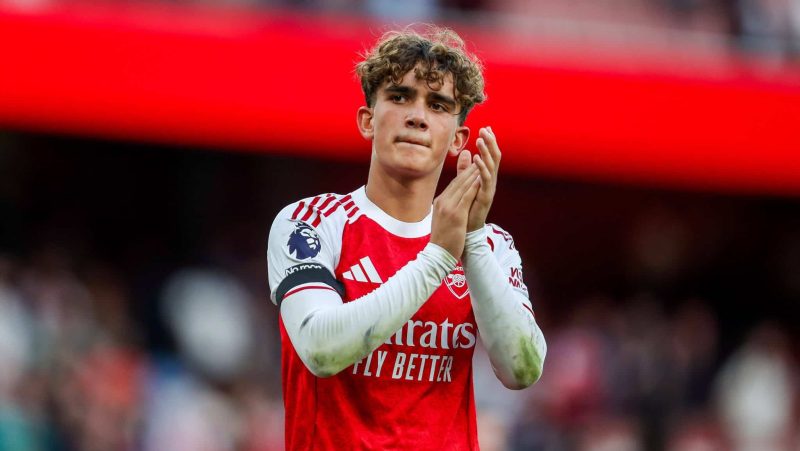 Outro vestiário e mais: As regras da Premier League para adolescentes como o ‘novo Kaká’ do Arsenal