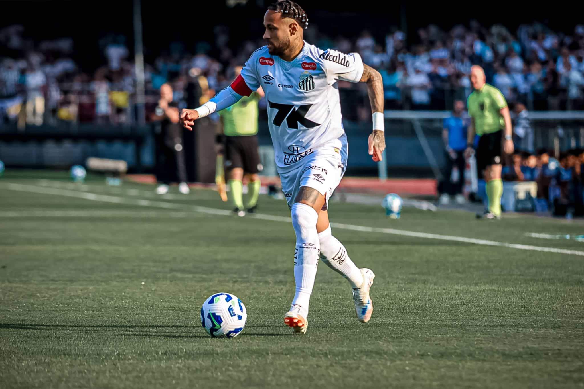 Neymar em jogo do Santos 