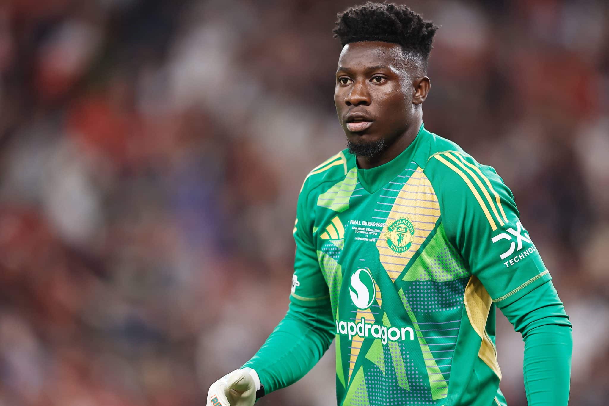 Onana em ação pelo Manchester United