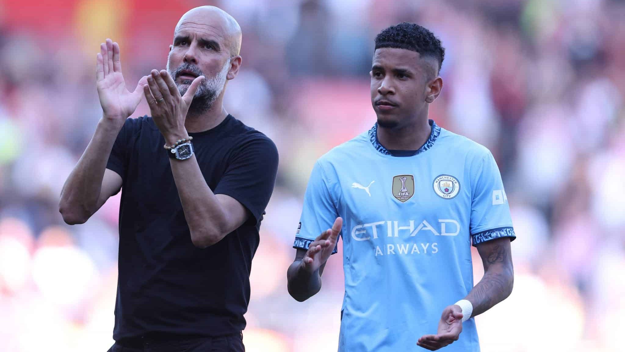 Savinho vai deixar o Manchester City? Guardiola abre o jogo sobre futuro do brasileiro